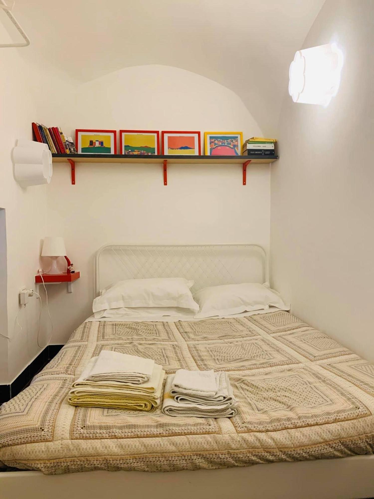 Reginella Holiday Home เนเปิลส์ ภายนอก รูปภาพ